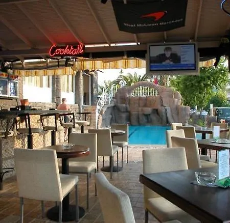 Hotel Devamli 3*