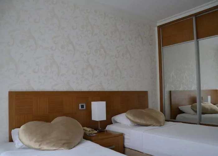 Otel Devamli Marmaris